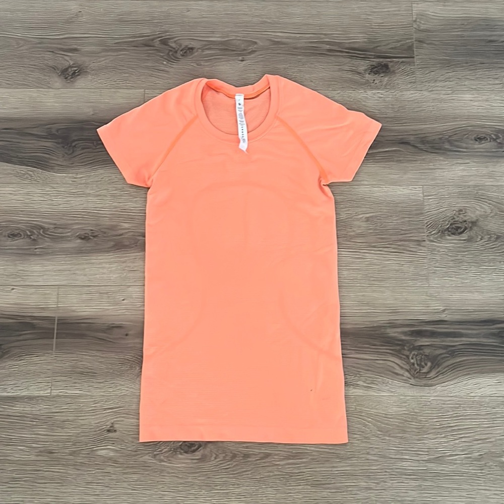 Lululemon Swiftly Tech Short Sleeve Shirt 2.0